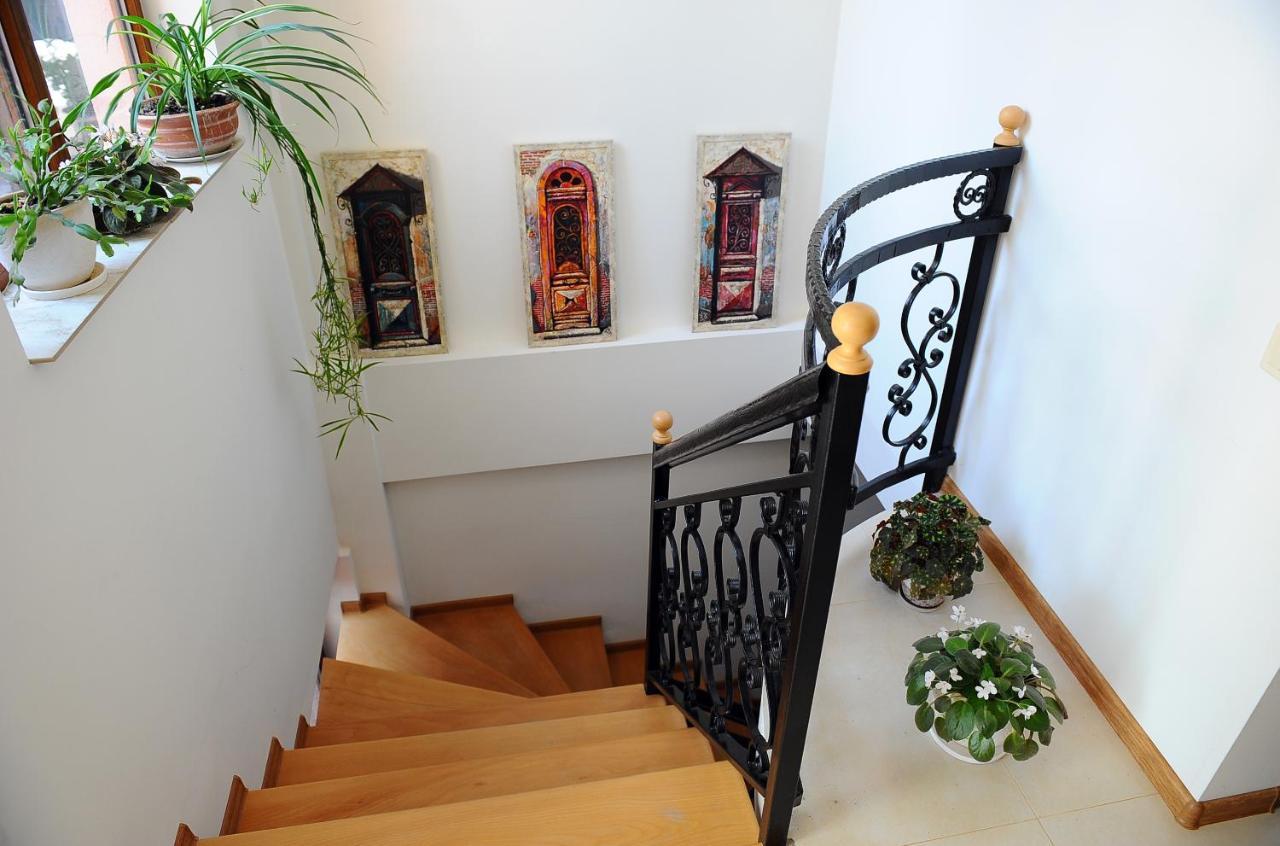Janika Apartments Tbilisi Ngoại thất bức ảnh